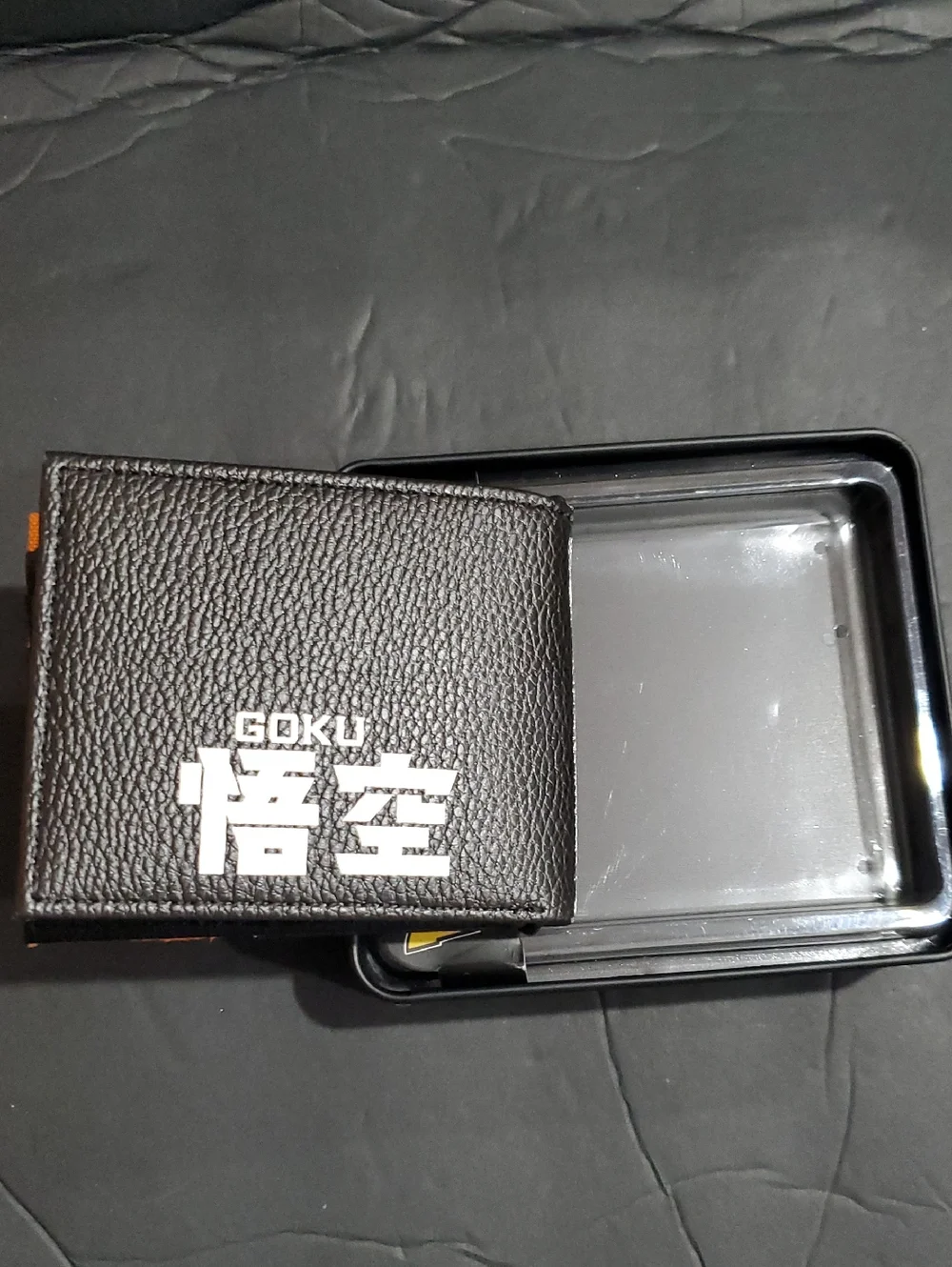 DragonBall Z black orange canvas Goku bifold wallet in DragonBall Z black‎ tin